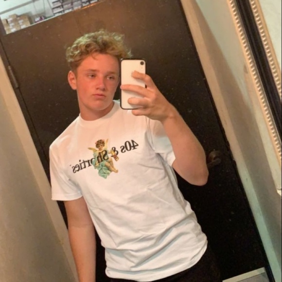 Meet your Posher, Dylan - Picture 1 of 1